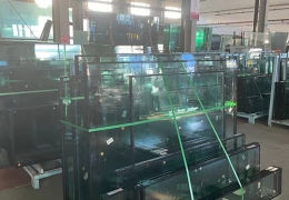 哈爾濱玻璃工廠(chǎng)告訴你，鋼化玻璃的生產(chǎn)性能與檢驗(yàn)的重要性