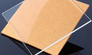 有機玻璃亞克力板的幾種生產(chǎn)工藝？哈爾濱玻璃廠告訴你！